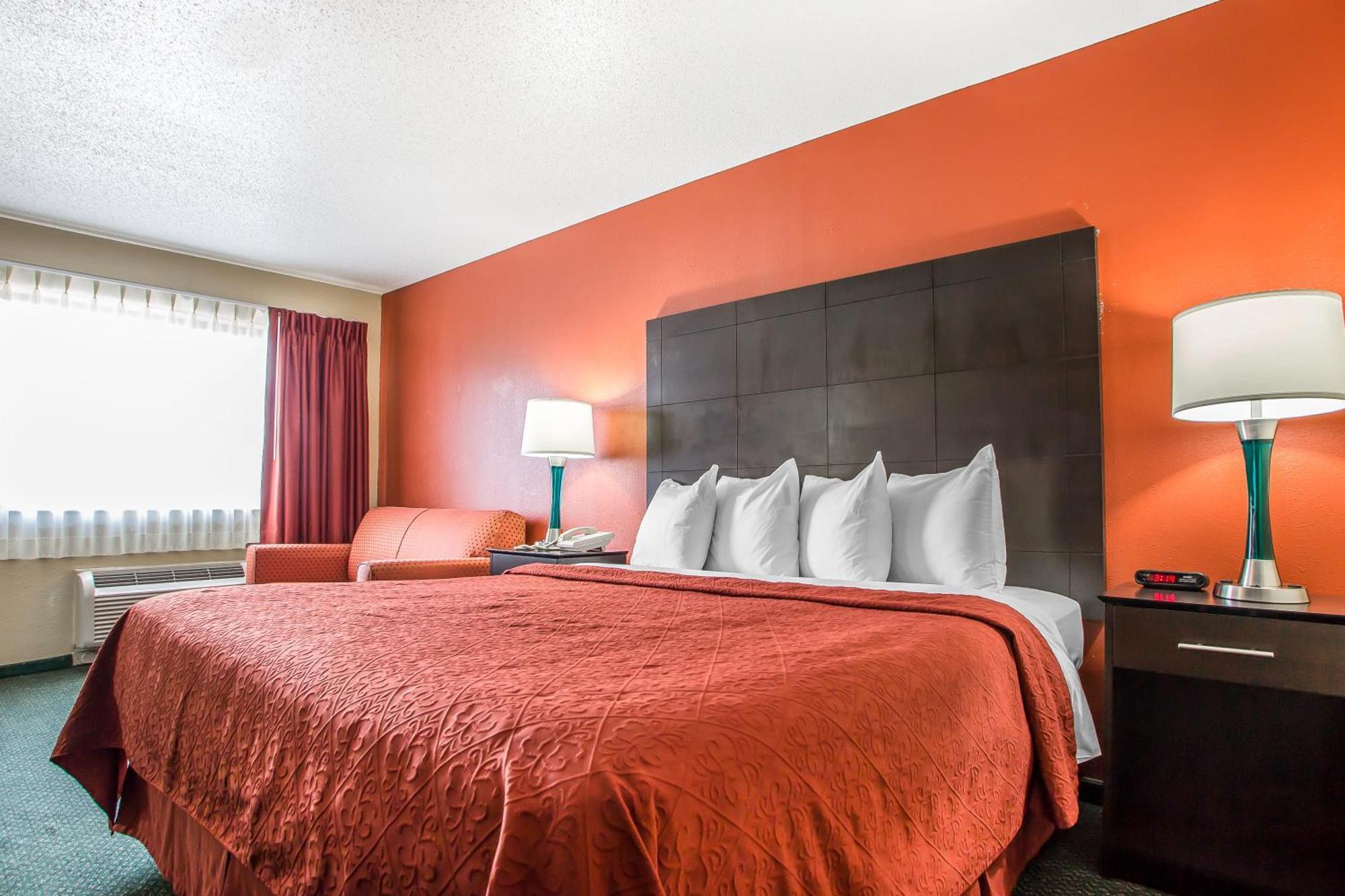 Quality Inn Morton At I-74 Phòng bức ảnh